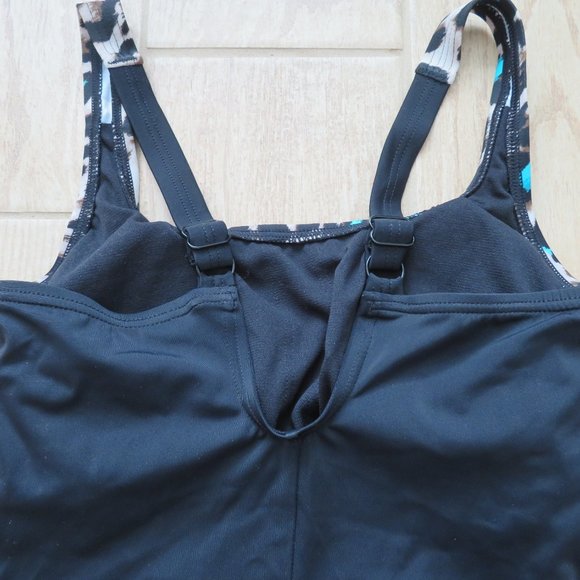 Leopard Print One Piece Swimsuit with Built-in Bra and Skirt - Picture 4 of 9